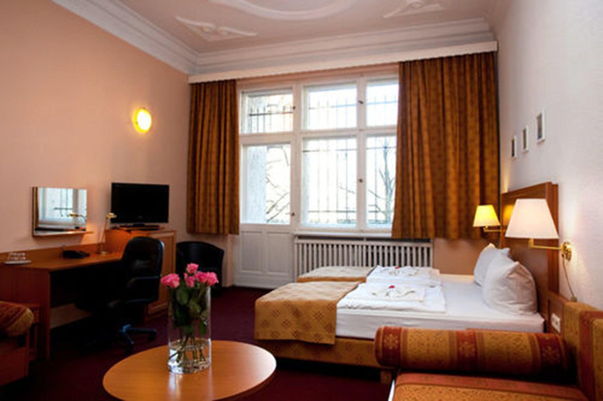 Hotel Aster an der Messe Berlin Exterior foto